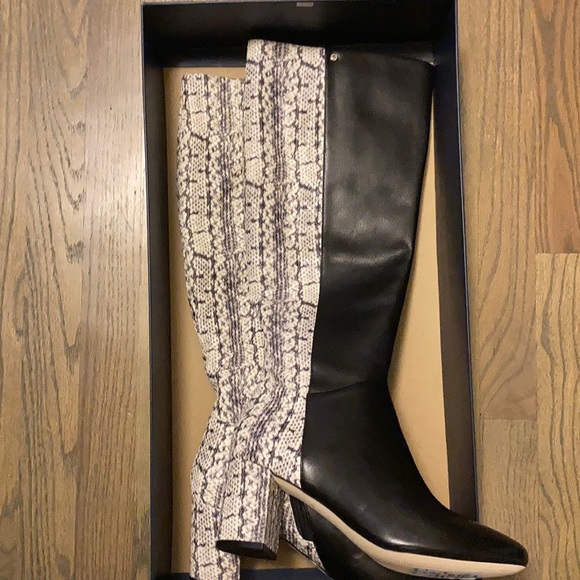 Cole Haan Python boot 9.5 - Picture 4 of 9